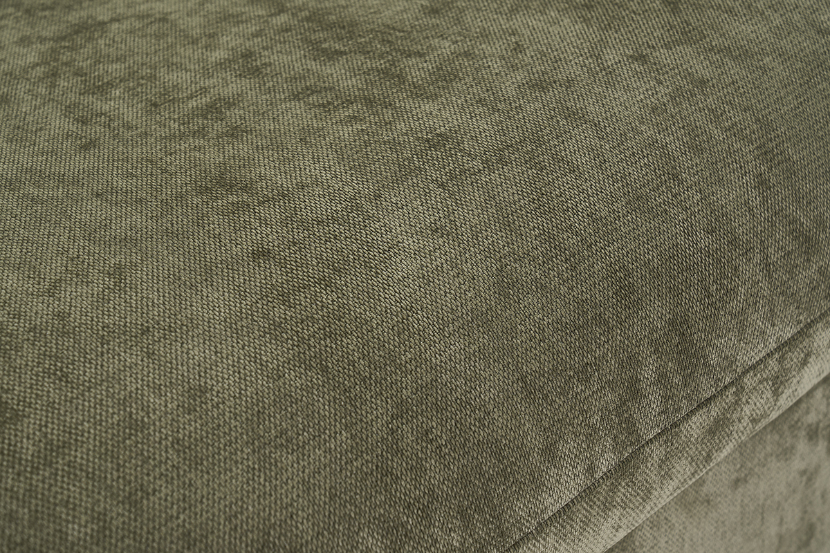Zoom sur le tissu effet velours textur� vert kaki du canap� 2 places PAULIN.
