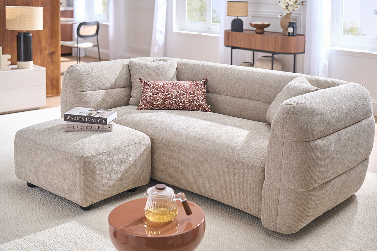 Canap� 3 places et repose pieds en tissu effet velours textur� beige JOYA
