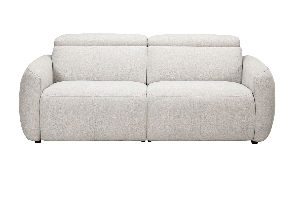 Canap� �lectrique 3 places beige � t�ti�res ajustables et repose-pieds, vue de face.