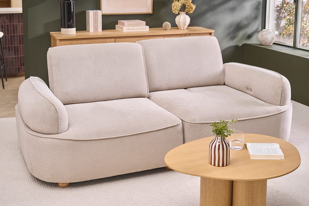 Canap� �lectrique 3 places dossier avance-recule en tissu chenille beige et bois clair OTIS