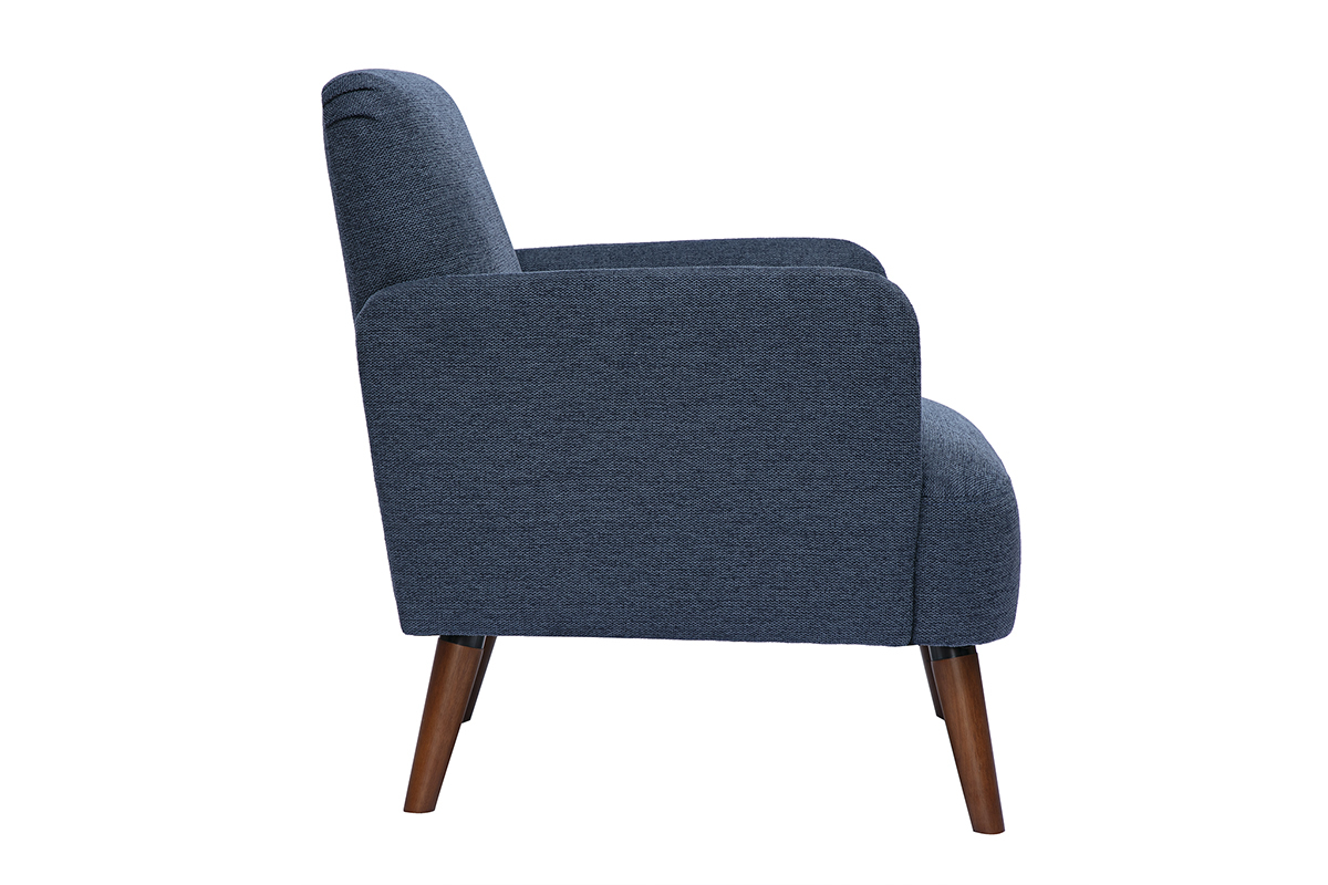 Fauteuil scandinave bleu fonc�, vue de c�t�, pieds en bois sombre.