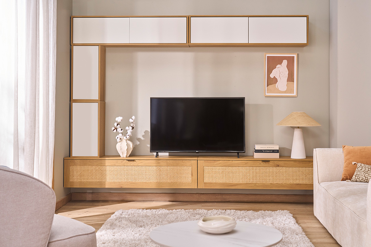 Meuble TV suspendu finition blanche et bois clair ch�ne L140 cm FLEXO